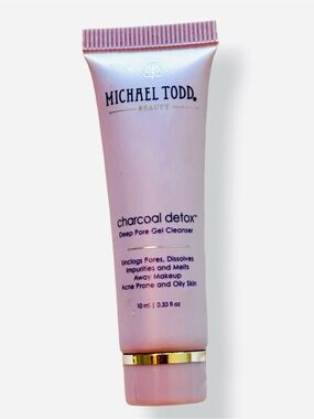 MICHAEL TODD Charcoal Detox Deep Pore Gel Cleanser 10 mL